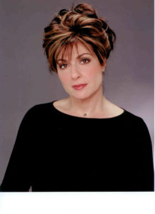 Caroline Aaron headshot